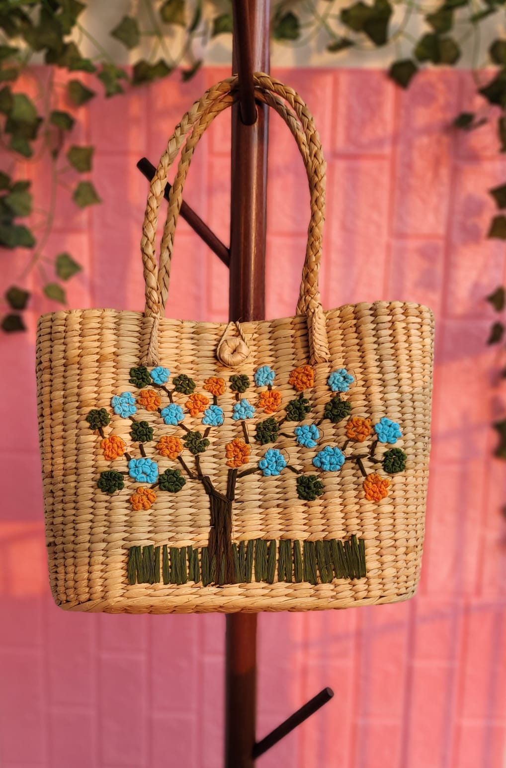 rustic-reedkouna-tote-bags