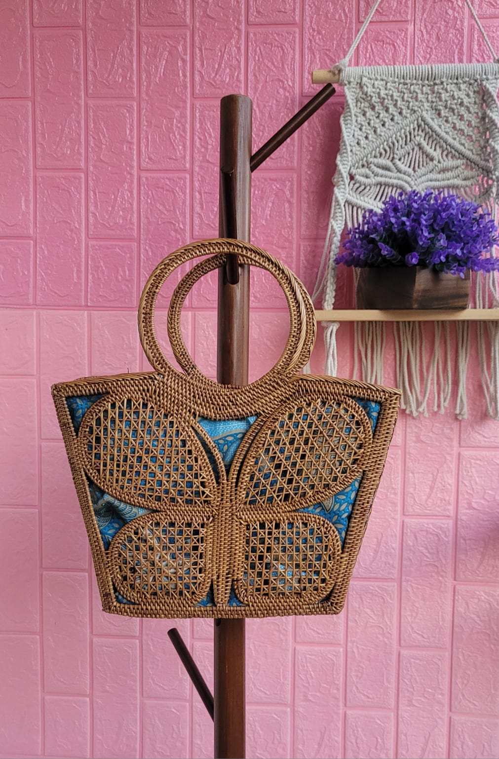 island-weave-beach-bag